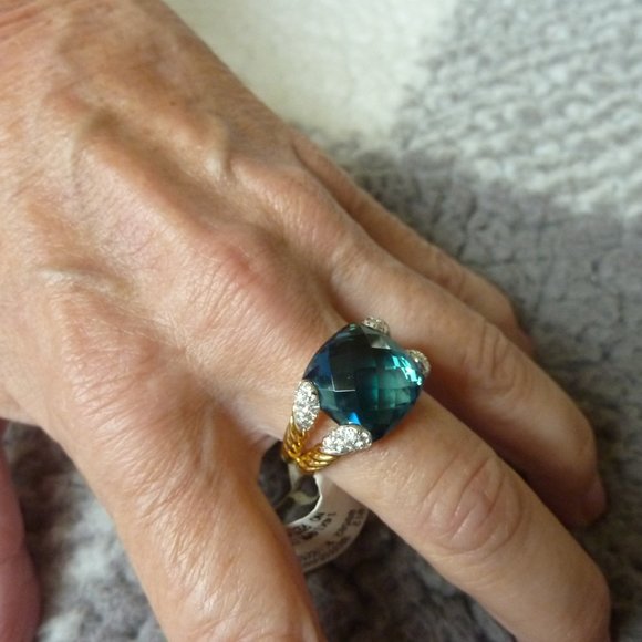 David Yurman Color Classics 18K Gold & Blue Topaz Ring with Diamond Accents NEW - Picture 14 of 15